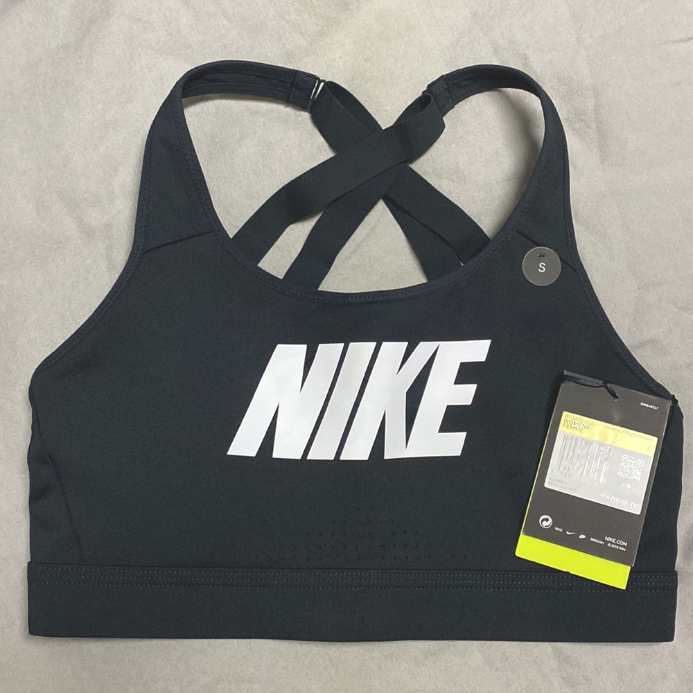 2/$40 🌺 Nike Impact Bra